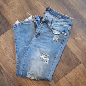 Judy Blue Distressed Jeans in Light Blue- Capri Fit